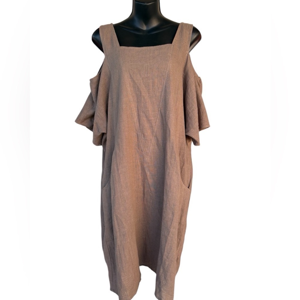 Soft surroundings Emilia Cold Shoulder Dress
Size M preloved color brown